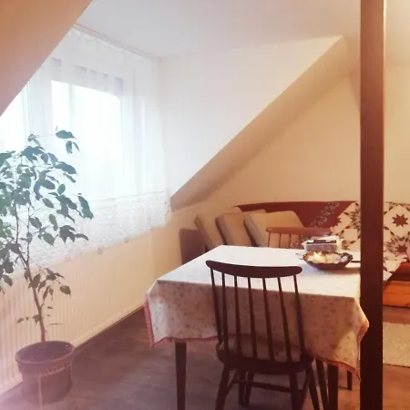 Regos Apartman Apartment